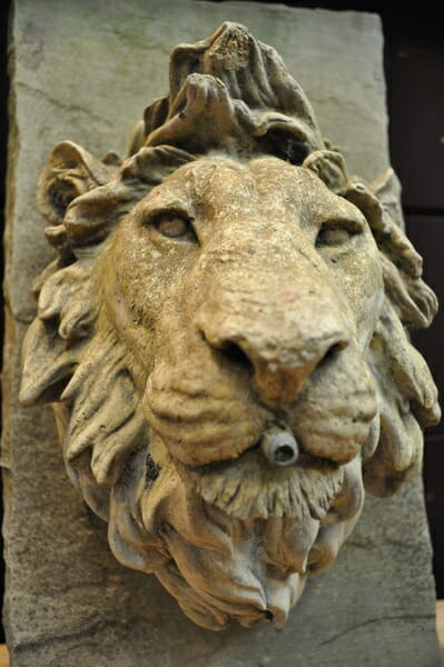 French concrete lions head for fountain c.1950