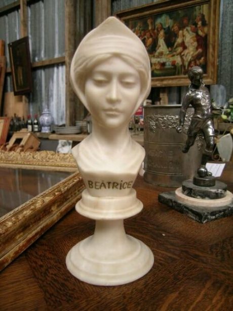 Italian Alabaster bust of Beatrice c.1880