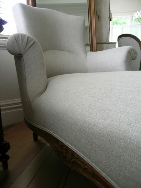 Walnut Chaise Longue