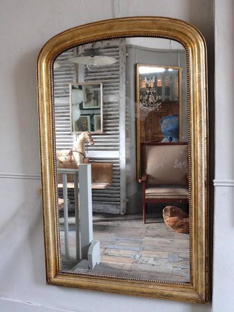 French mid 19th century arch top gilded mirror c.1860