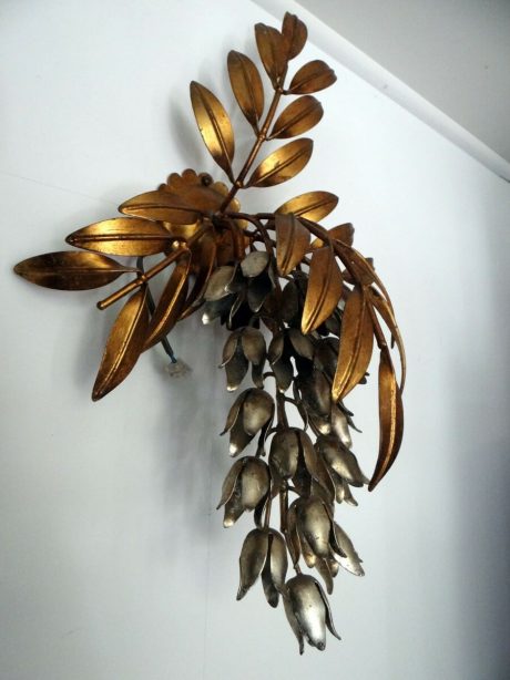 Single gilded metal wisteria wall light c.1970