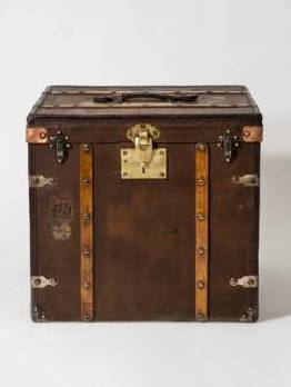 Smart Edwardian French Travelling trunk c.1870