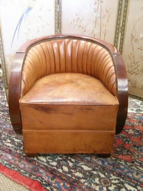 1930s French Deco leather fauteuil