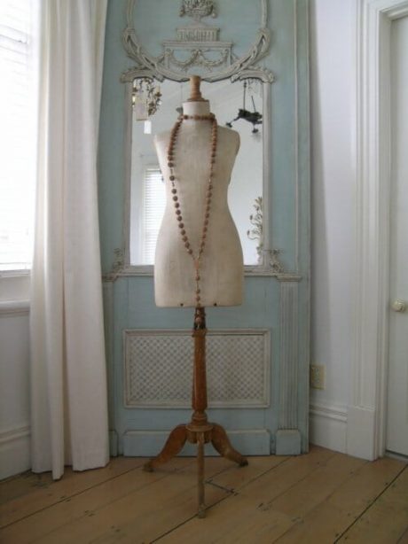 Antique parisian mannequin