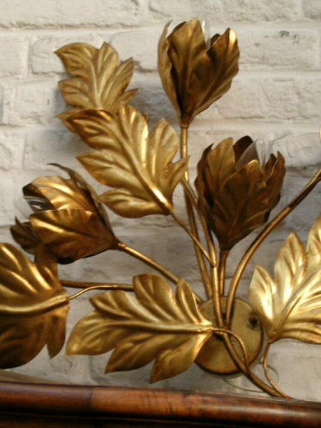 Gilded metal flower wall light sconce