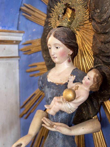 Late 19th century Italian polychromed figure of Madonna and child