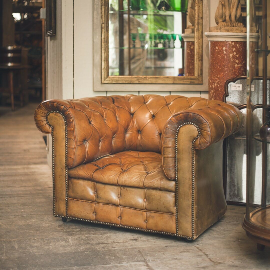 Vintage Mid-Century European Leather Chair - Ormston Saint 