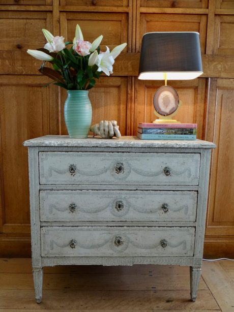 Pair of Louis XVI style commodes with trompe l'oeil