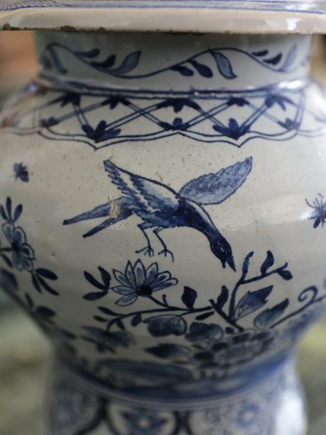 Hand painted Porcelain Delft lidded pot