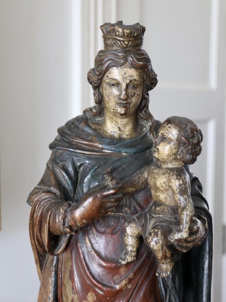 Baroque Virgin and child in carved and polychrome wood, 18th century