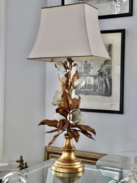 Mid-century Italian gilt tole and cream rose table lamp